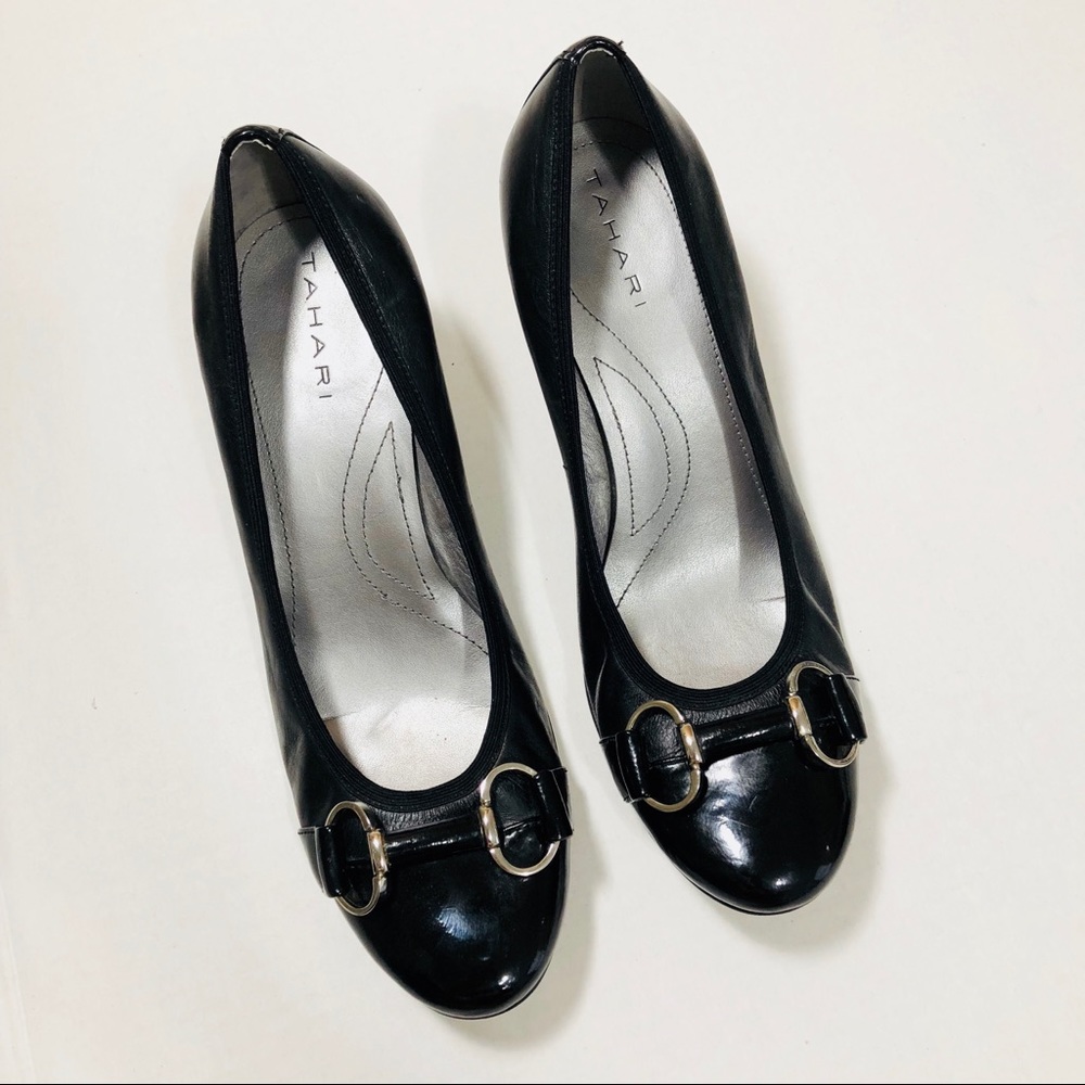 Tahari Misty Black Leather Pumps & Kitten Heel